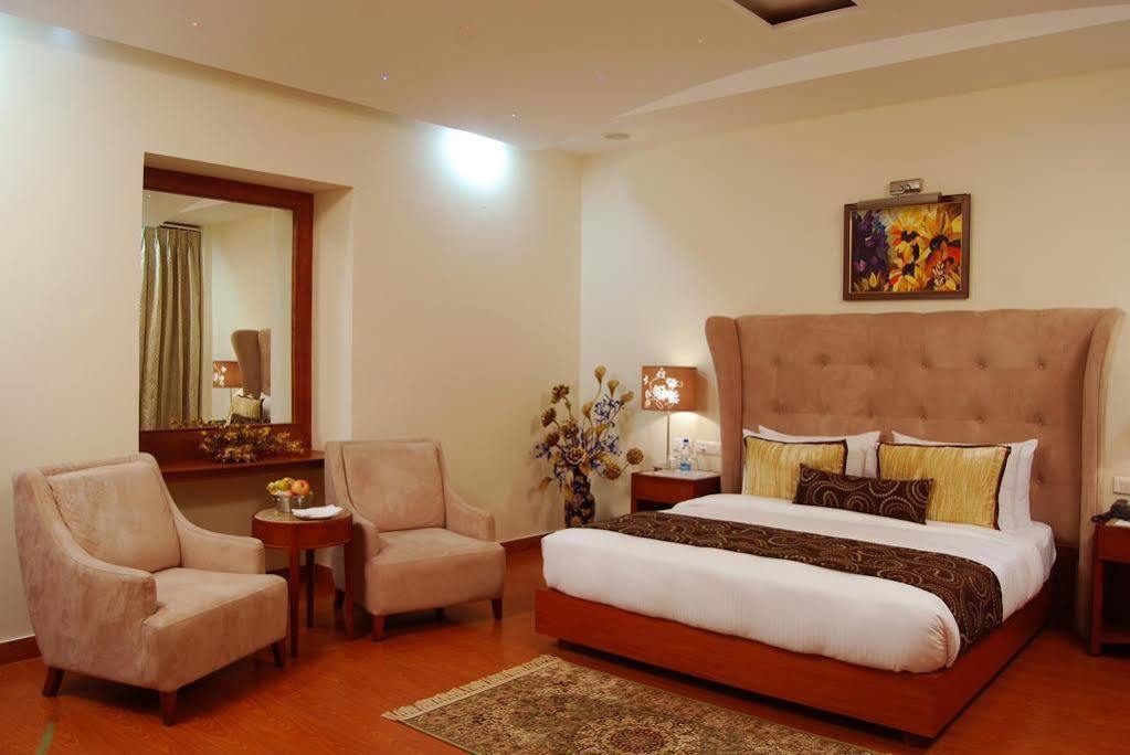 Hk Clarks Inn, Amritsar Eksteriør billede